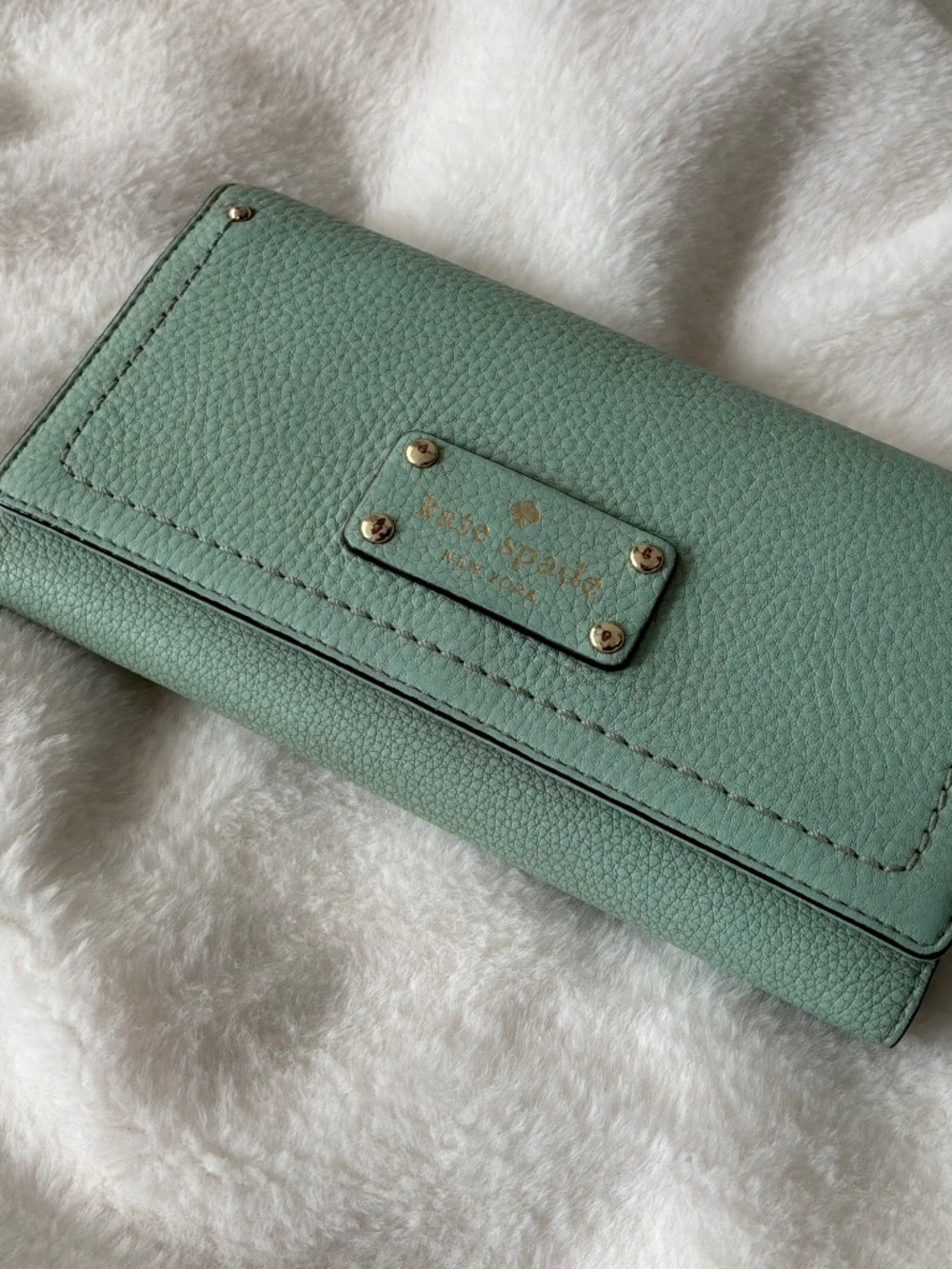 Kate Spade Wellesley Continental Pebbled Leather Wallet in Mint/Seafoam Green